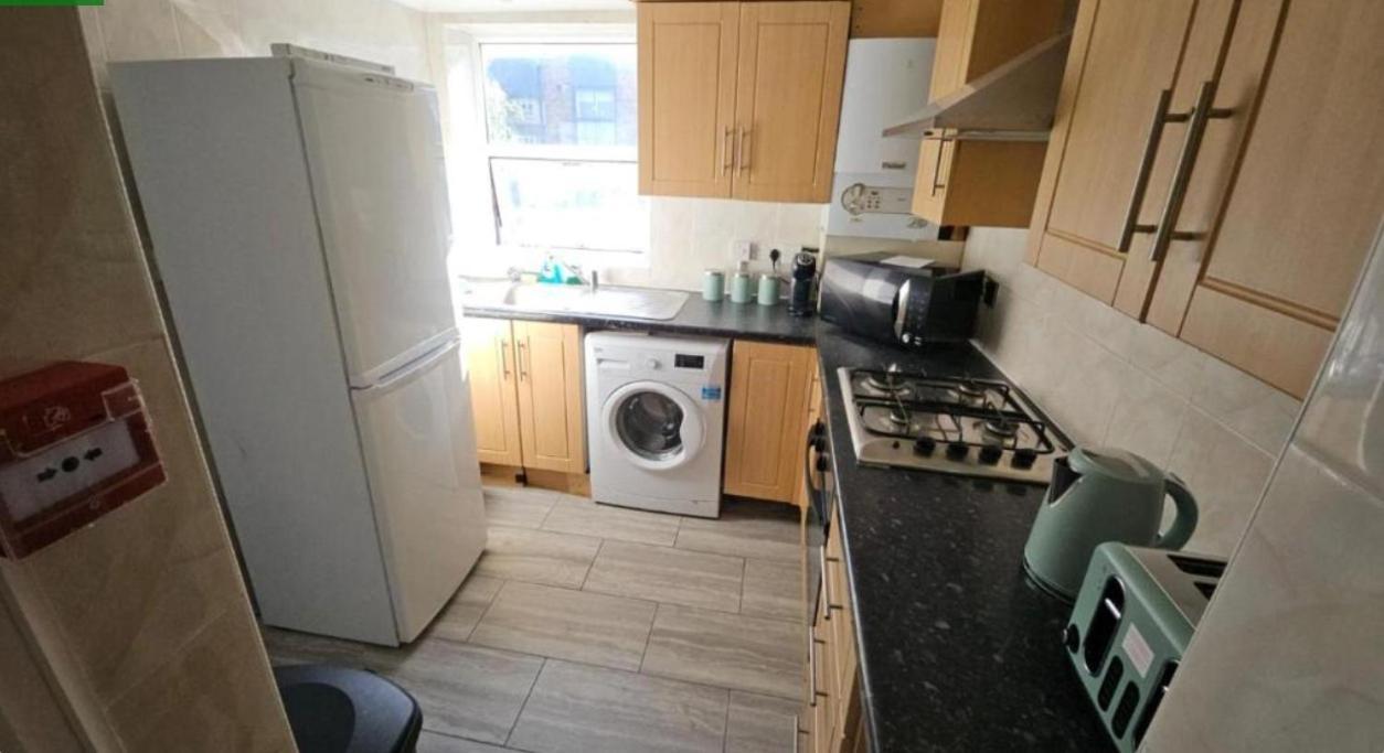 Spacious 3-bedroom Apartment! *